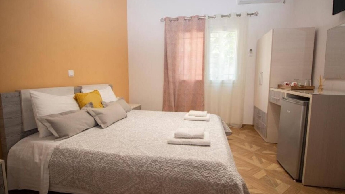 Dhermi Condo | Deluxe Double Room – Clean & Relaxing Stay Near Beach + Free Parking