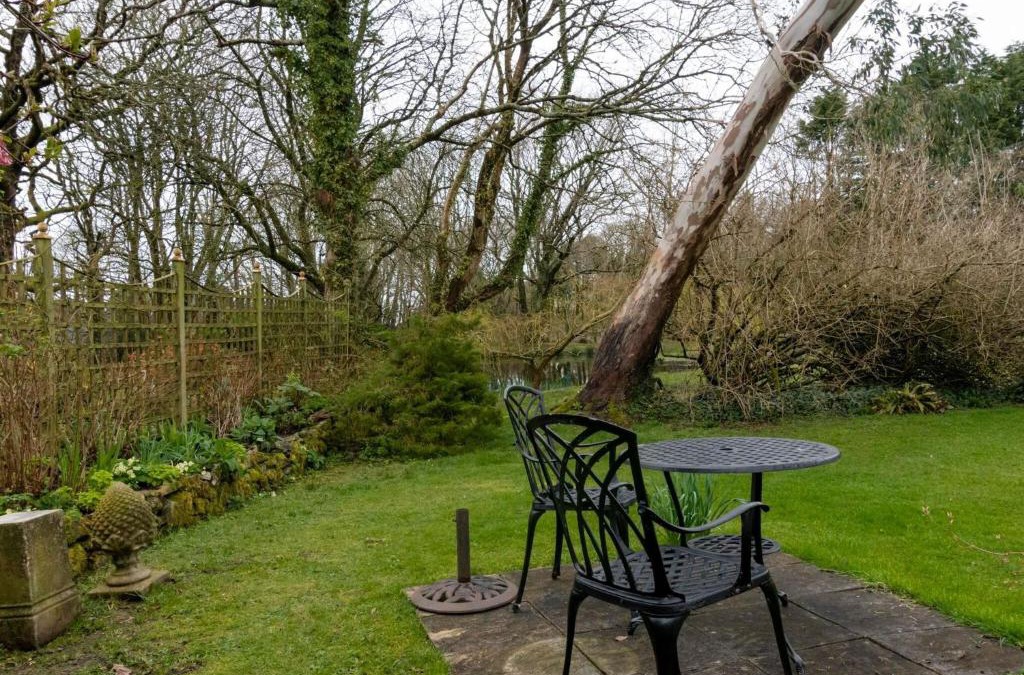 Pennant House | Deluxe Holiday Home in Ceredigion with Garden