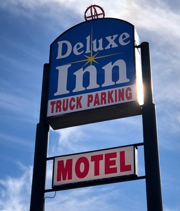 Socorro Hotel | Deluxe Inn Motel