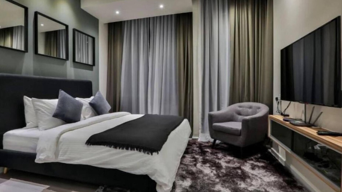 Kampung Datuk Keramat Apartment | Deluxe King Suite with Twin Tower View 24