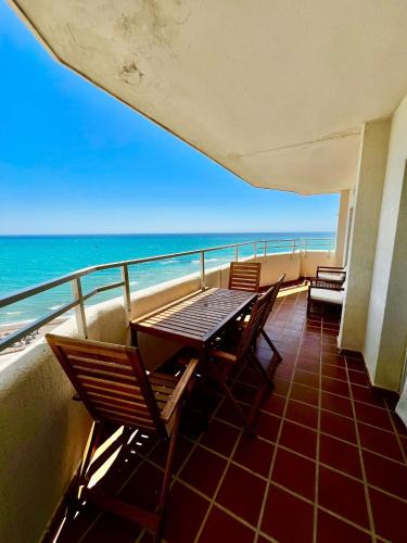 Benalmadena Costa Apartment | Deluxe Large Apartment Sea Views Benalbeach