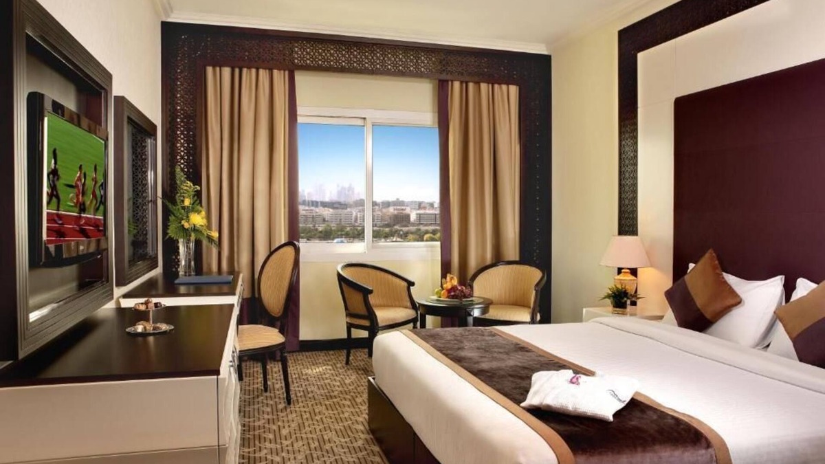 Al Rigga House | Deluxe Room Near Comtel General Trading