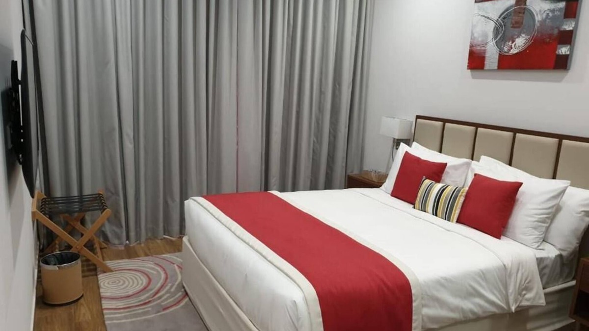 Al Rigga House | Deluxe Room Near New West Zone Market Ac