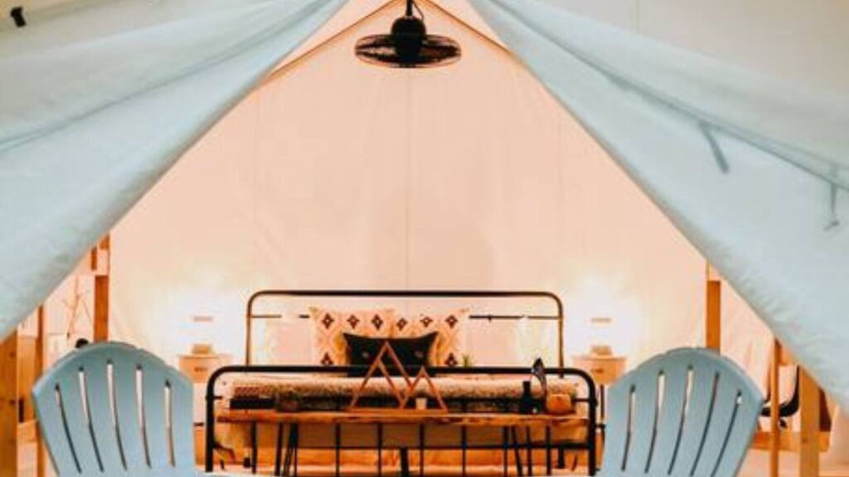 Tanglewood House | Deluxe Safari Tent Glamping at Unicoi in Helen GA - 15
