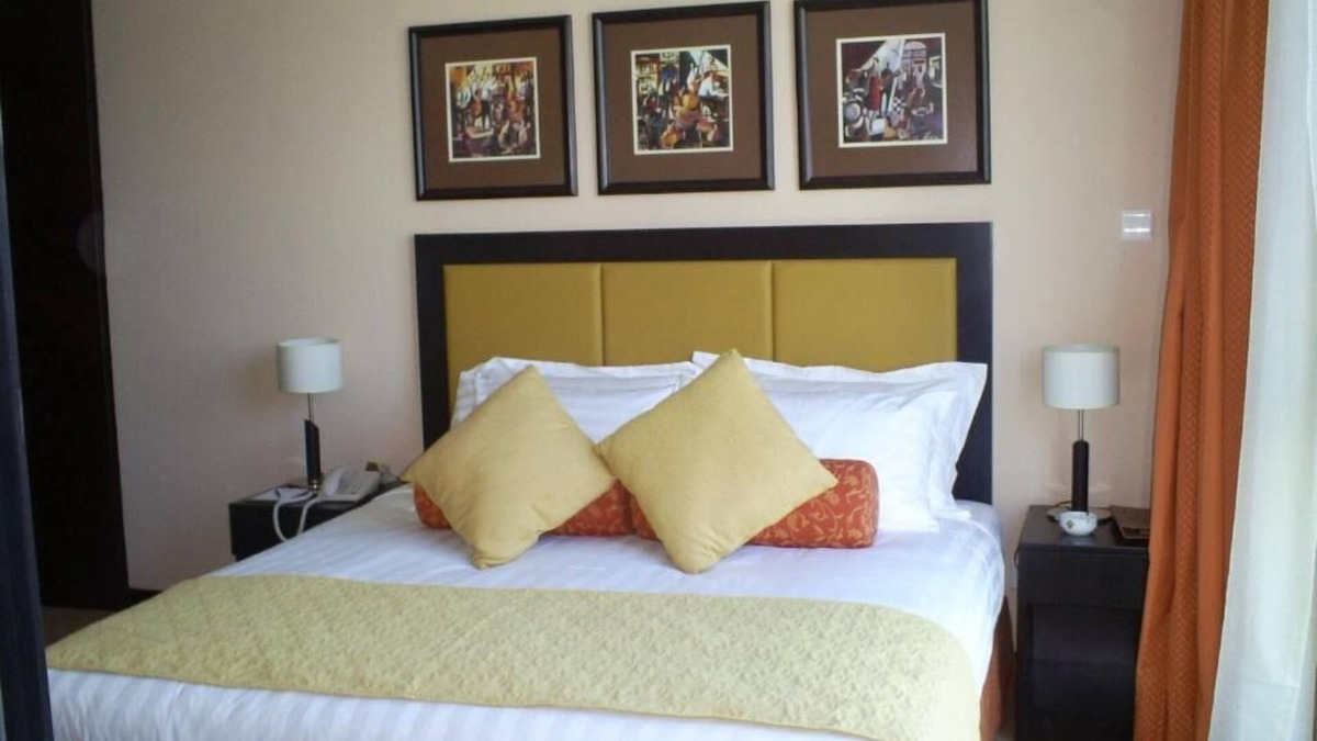 Al Zahiyah Apartment | Deluxe Studio Suite Near Abu Dhabi Mall By Luxury Bookings