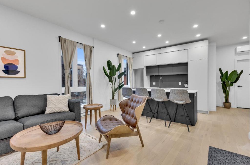 Southwest Apartment | Deluxe Suites Downtown Montreal