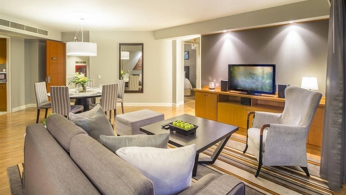 Chong Nonsi House | Deluxe Three Bedroom -Room Only