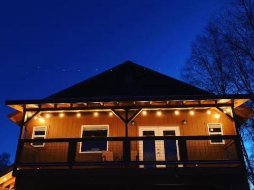 Trapper Creek Ski Chalet | Denali Penthouse