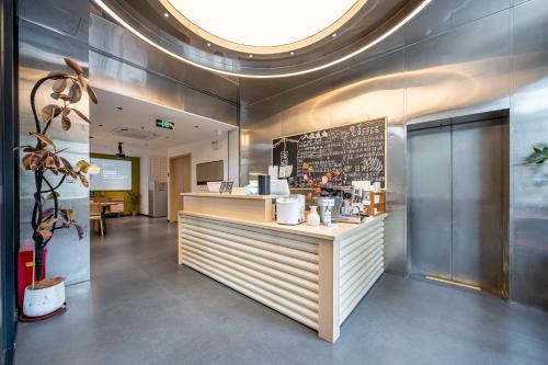 Wantiguan Hostel | Dengba Inn - Shanghai Stadium Tianyaoqiao Road Branch