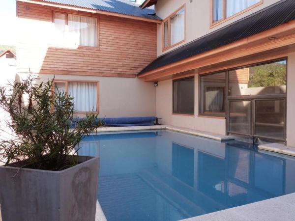 Lanin National Park Apartment | Departamento con pileta climatizada Roca