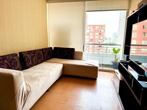 Brena Apartment | Departamento centrico, moderno, excelente ubicacion en Breña