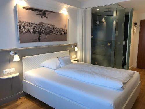 Sankt Michaelisdonn Hotel | Der Kleine Hans - GARDELS Basics