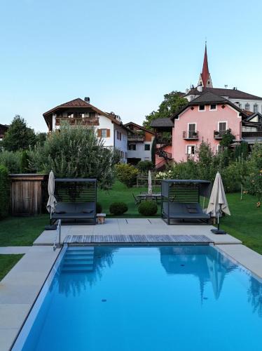 Gudon Hotel | Der Unterwirt Guesthouse and Restaurant