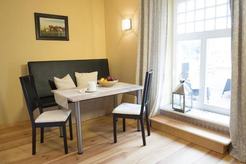 Stolpe Apartment | Der Westflügel Ritter Florin