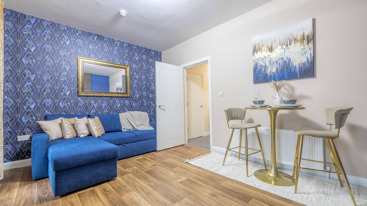 Londonderry Apartment | Derry City, Northern Ireland - Violet Suite Apartments (A), 4 Guests (1 Apartment) or 8 Guests (2 Ap