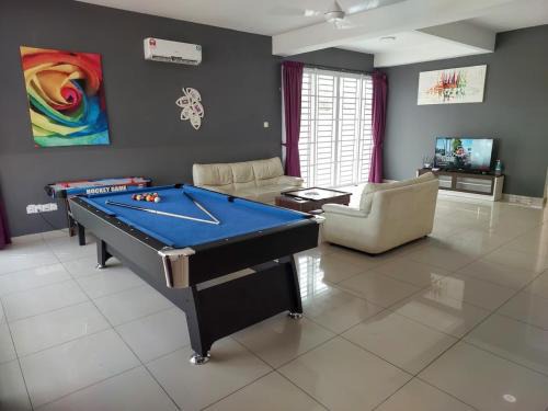 Bandar Penawar House | Desaru Recreation House Billiard-Netflix-Dart-BBQ
