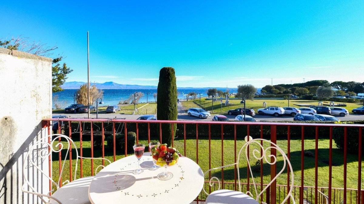 Sirmione Apartment | DesenzanoLoft Eden lake view with private beach