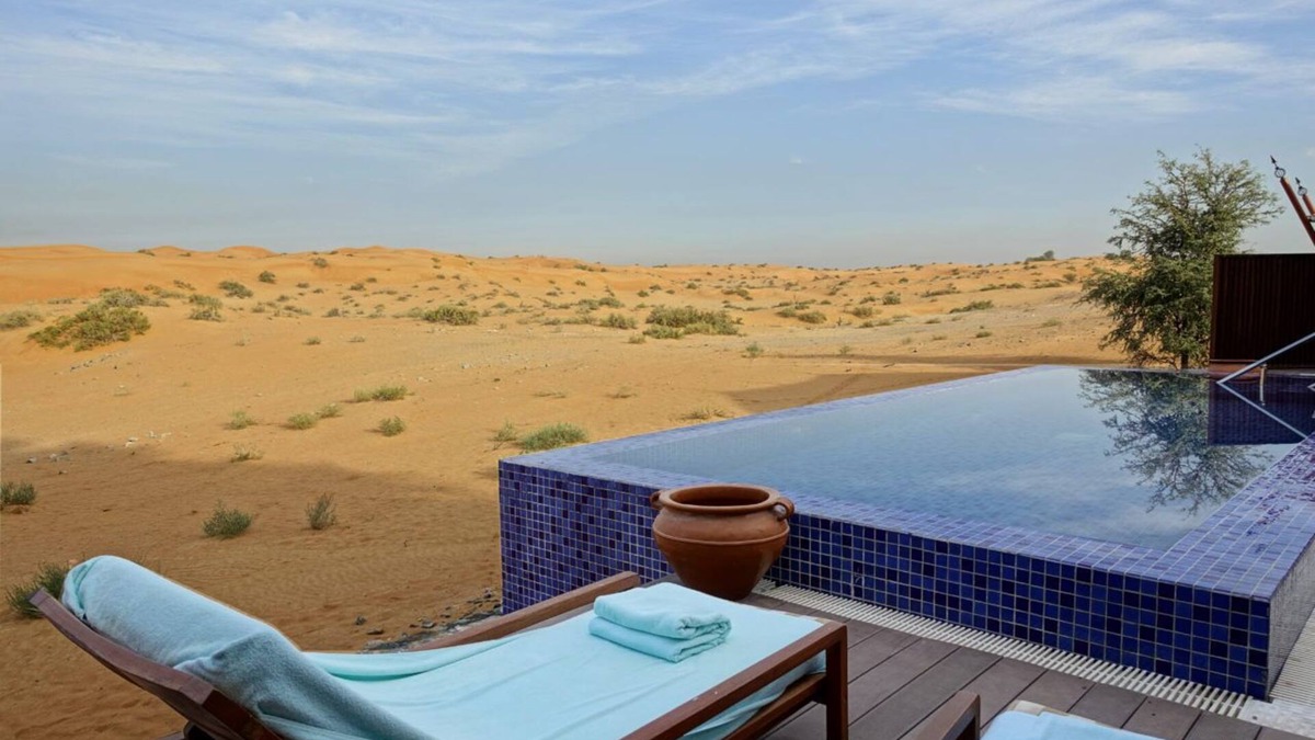 Sam Hotel | Desert Drop