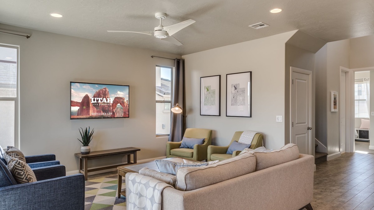 Sienna Hills House | Desert Family Fun! Resort Pool+ 2 Huge Family Rooms, AirHockey, Scooters