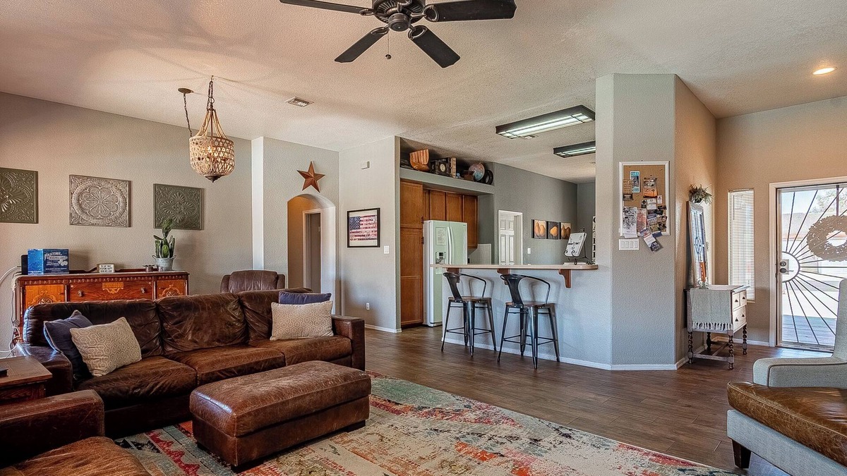 Desert Foothills House | Desert Get-Away, with 2 King beds and 2 Twins!