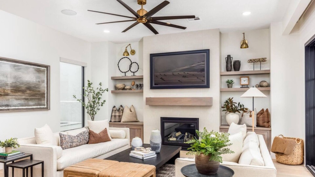 St. George House | Desert Lotus by Ember Stays