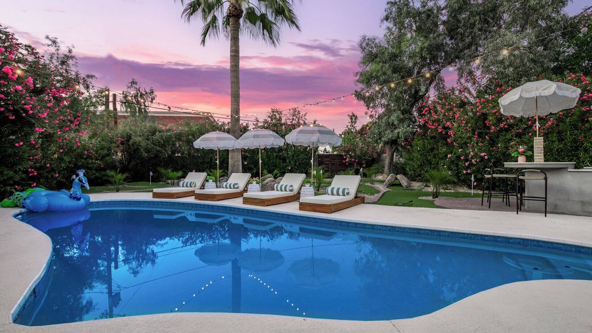 Scottsdale Estates Nine House | Desert Mai Tai - Heated Pool and Mini Golf - 5 Mins to Old Town Scottsdale!
