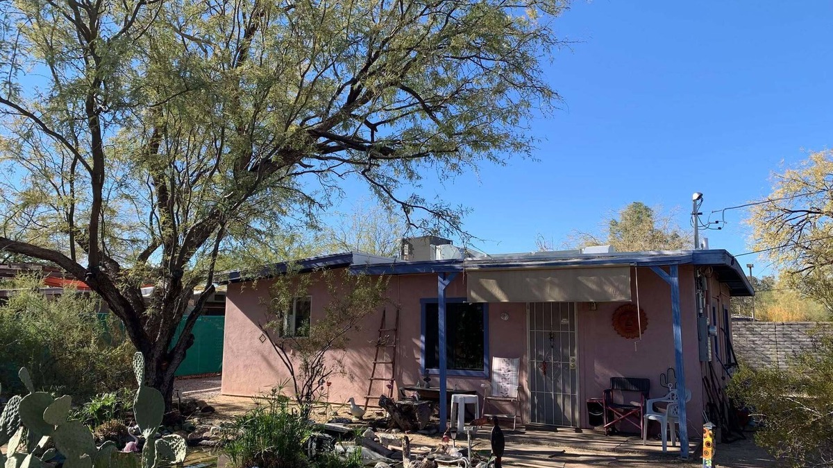 Harlan Heights House | Desert Oasis in the City - entire house with private yard