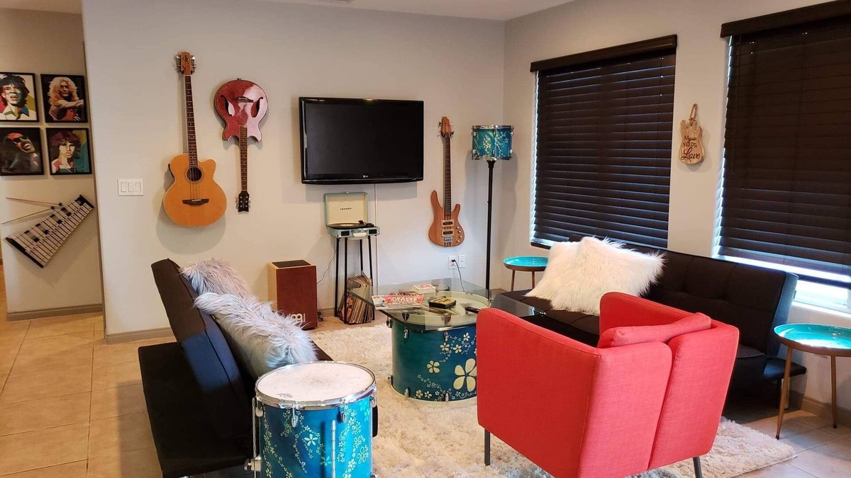 Thermal House | Desert Oasis