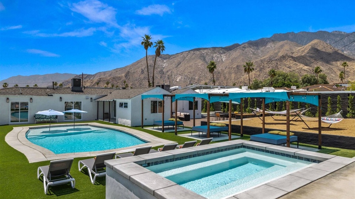 Palm Springs House | Desert Paradise Dream