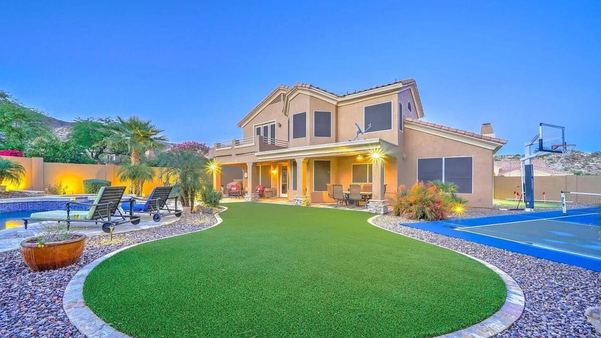 Foothills House | Desert Paradise, Pool, Spa, Pickleball, Putt Green