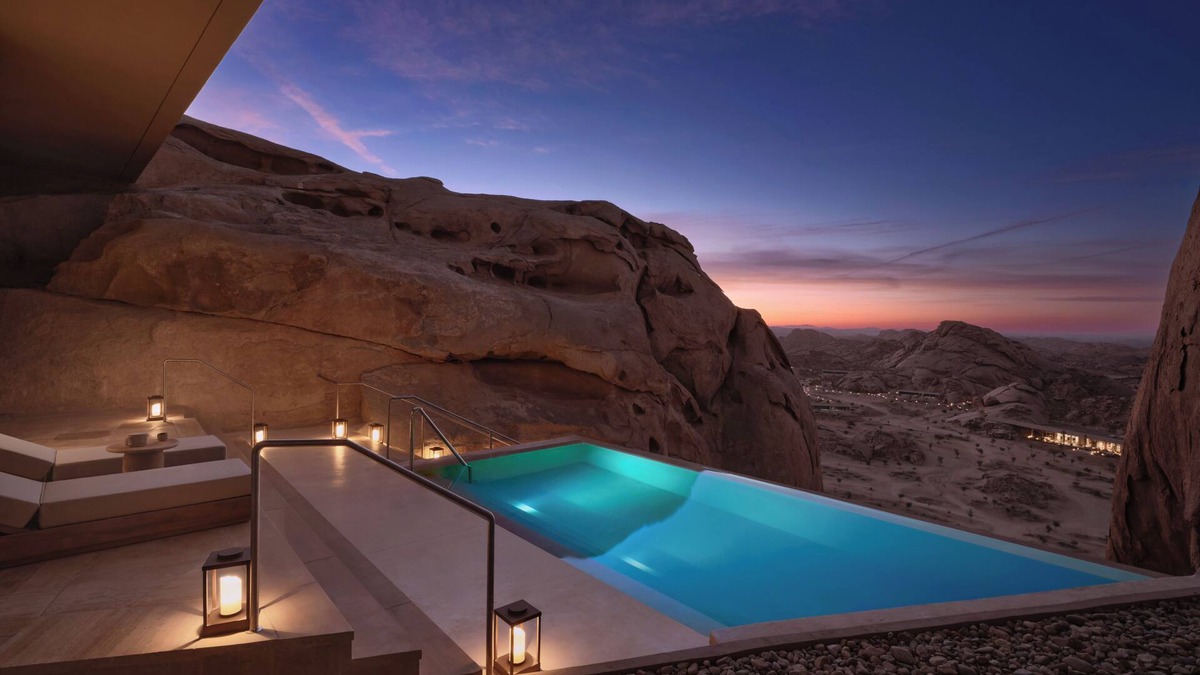 Tabuk Hotel | Desert Rock Resort