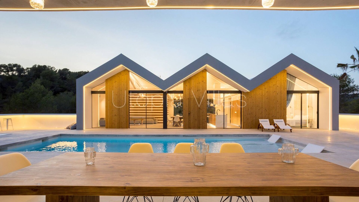 Vallpineda Villa | Design, comfort, and Mediterranean lifestyle 5 mn to Sitges!