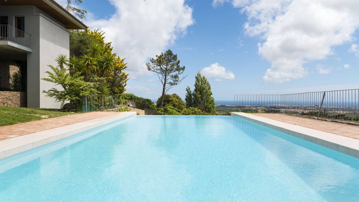 Malveira da Serra House | Design Pool House – Seaside @ Mountain