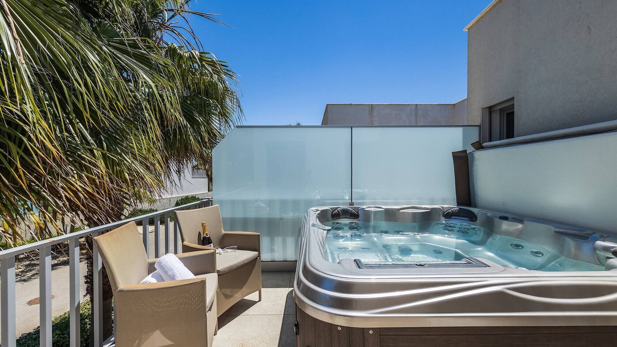 Correeira Villa | Design Villa OCV - Heated Pool and Jacuzzi