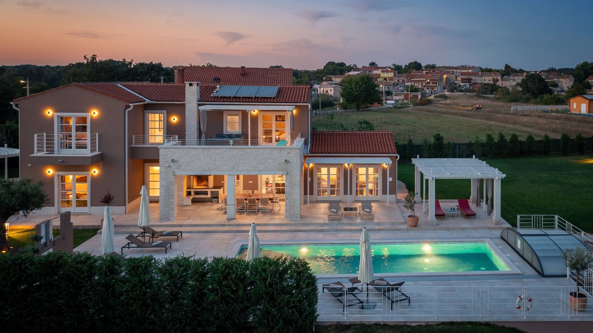 Rezanci Villa | Design Villa Terra* with 48m² pool, hot tub, golf court, fitness & spa house