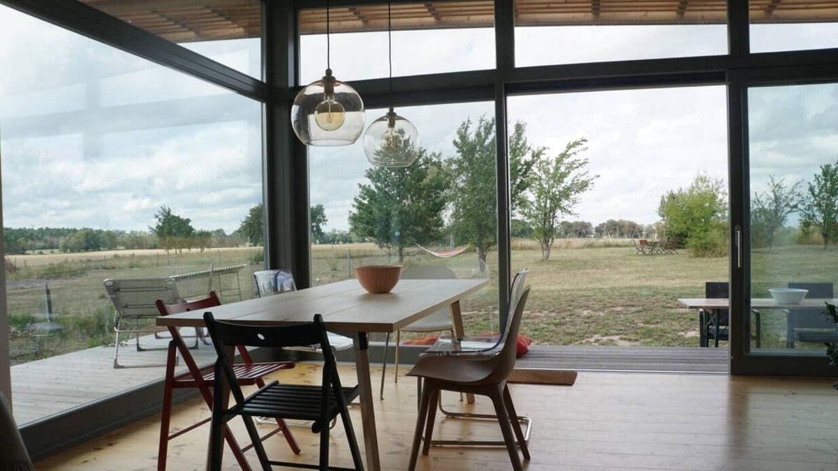 Oberbarnim House | Design wooden house with wide field view in the Märkische Schweiz