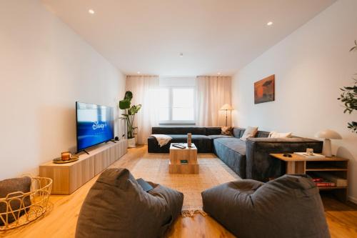 Rauental Apartment | Designer 2BR Flat Near City Center & The Mosel River