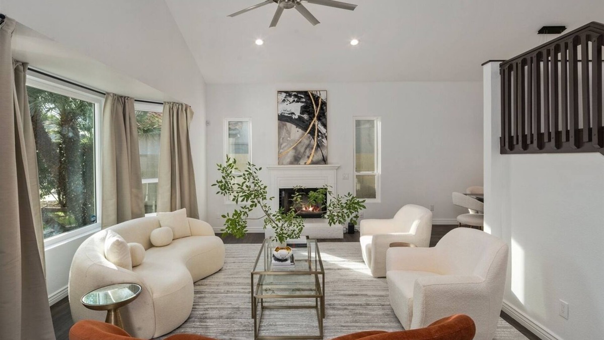 Paradise Valley Village House | Designer Contemporary | 5 Bedrooms | Heated Pool!