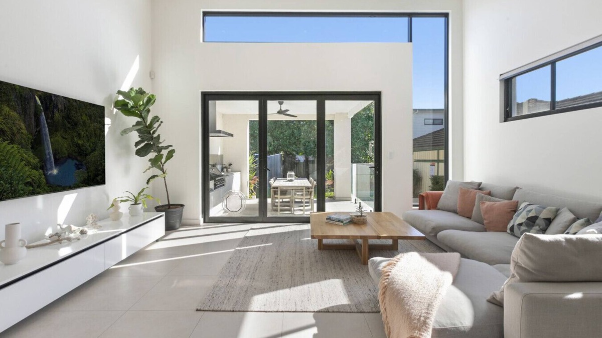 Caringbah South Apartment | Designer Family Retreat with Pool Next to Cronulla