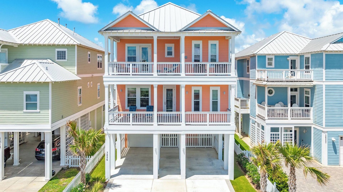 Beachside Village House | Designer interior, New Const, 4 Decks, Dog Friendly - The Blue Crab