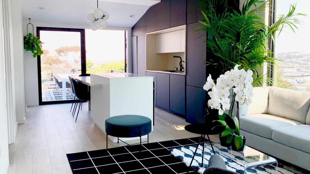 Bernal Heights House | Designer Stunner! Sunny Patio + Firepit + Steam Room (30-day min)