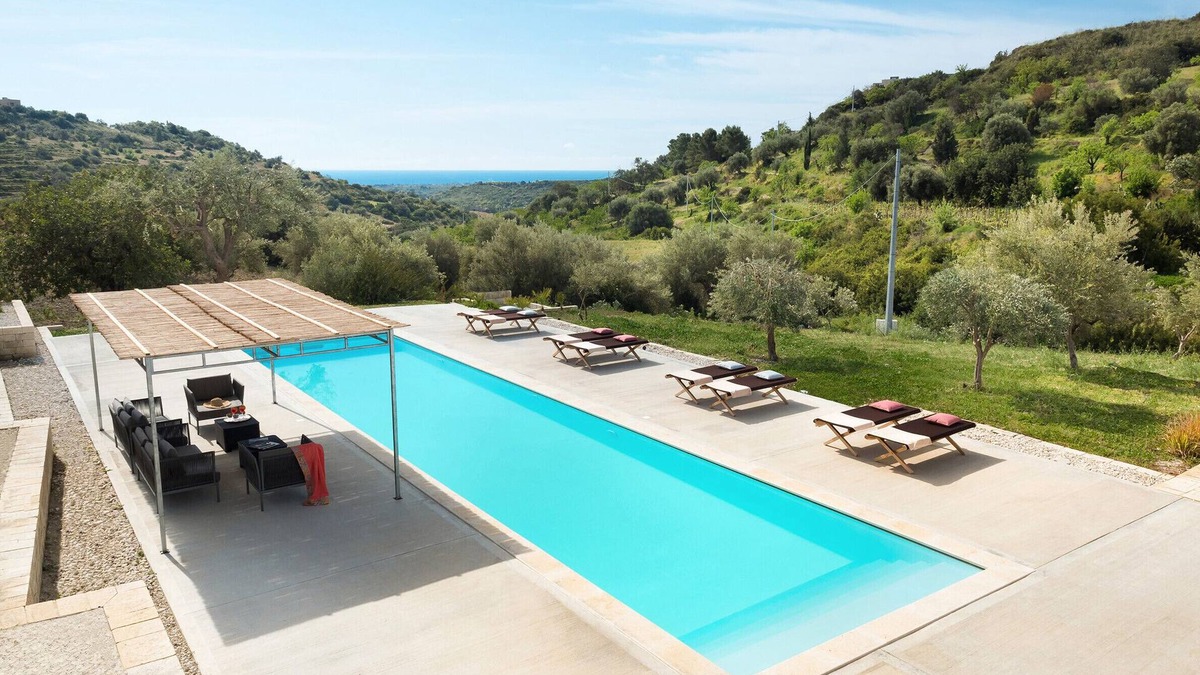 Avola Villa | Designer villa with pool near Noto, Sicily