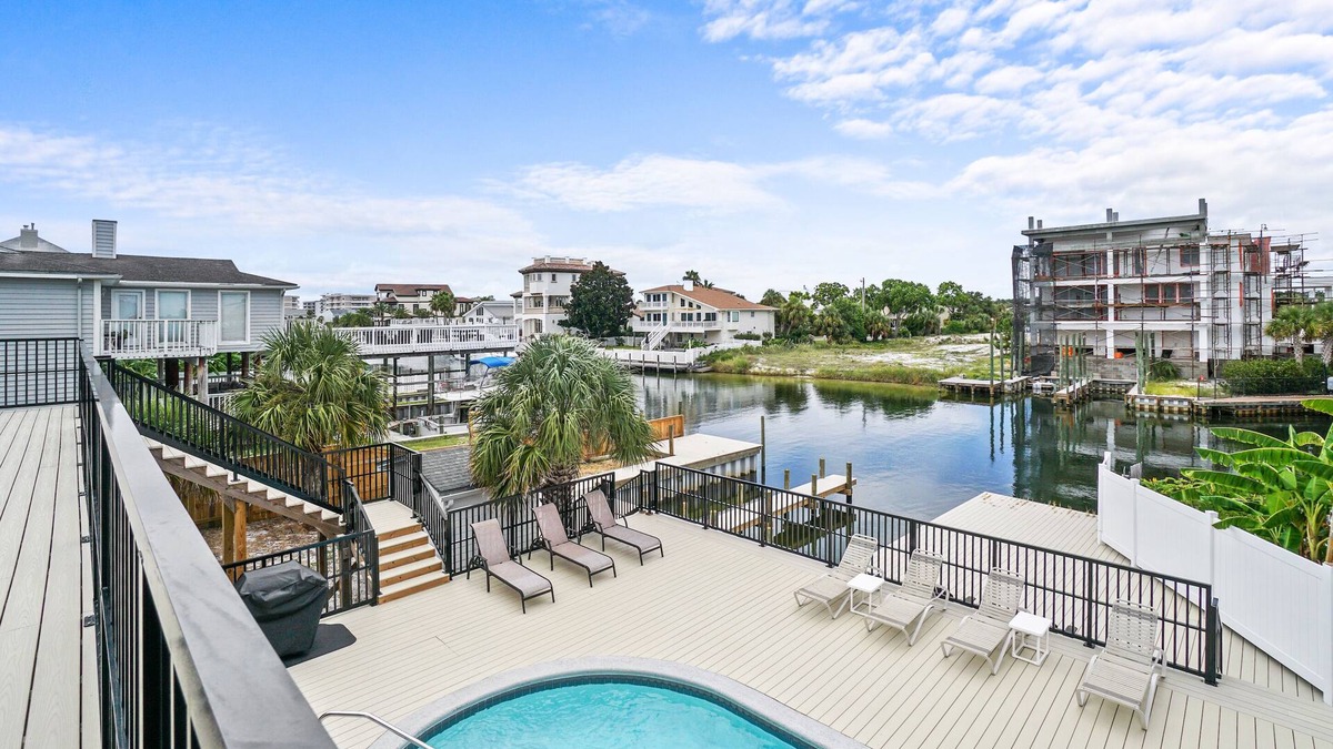 Holiday Isle House | Destin Beach House - Happy Harbor House