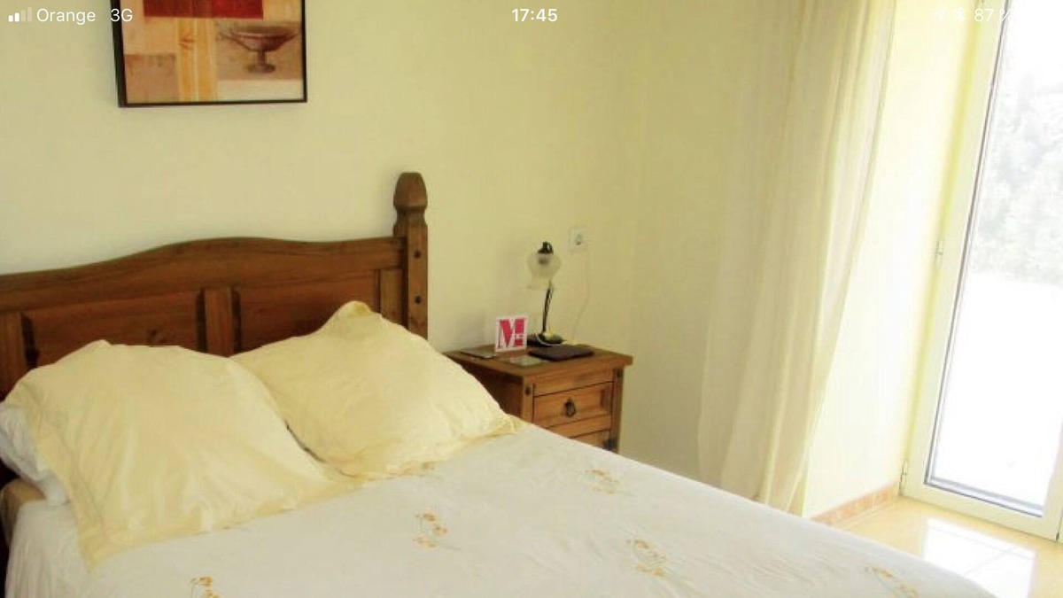 Mogente/Moixent Ski Chalet | Detached Villa with 254 square meters and 1,000 plot with pool