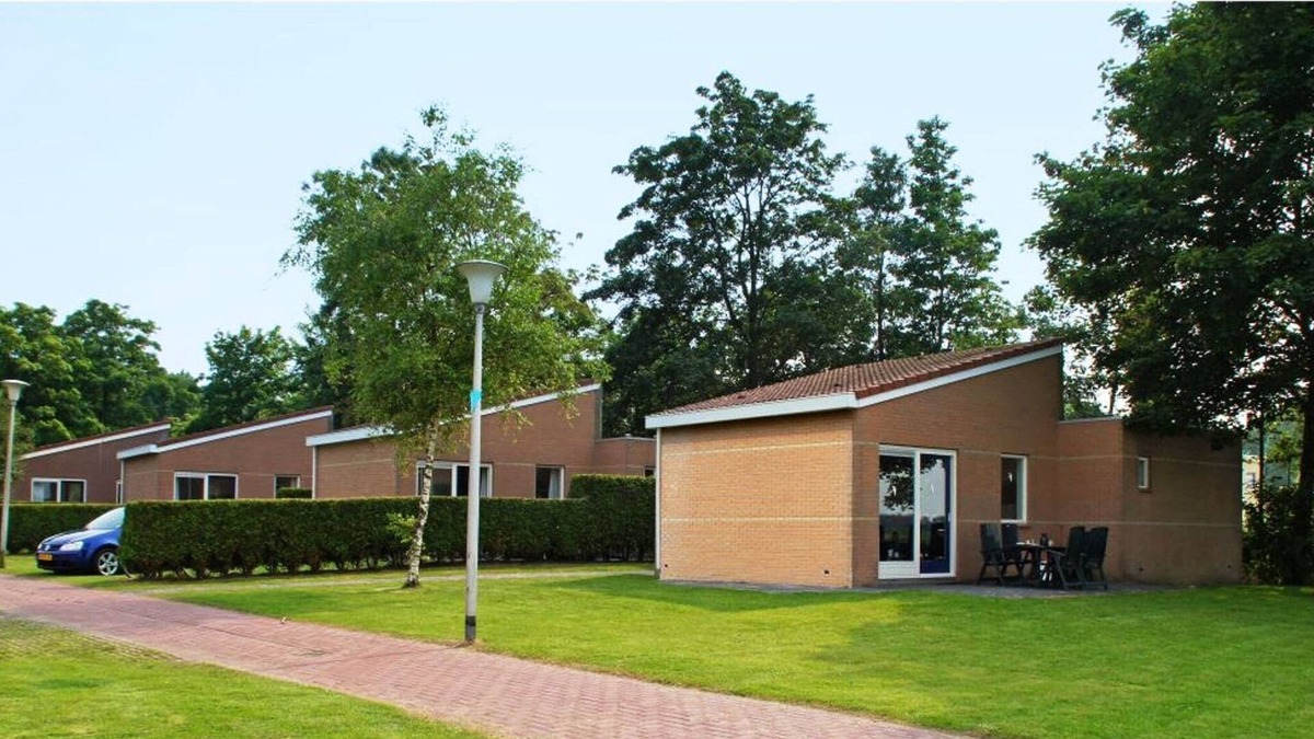 Suameer House | Detached bungalow with a dishwasher at 21 km from Leeuwarden