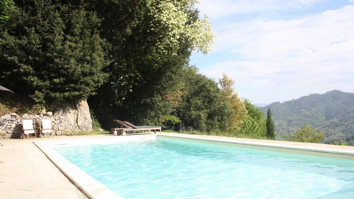Villabuona House | Detached family home with private pool on 1 acre property