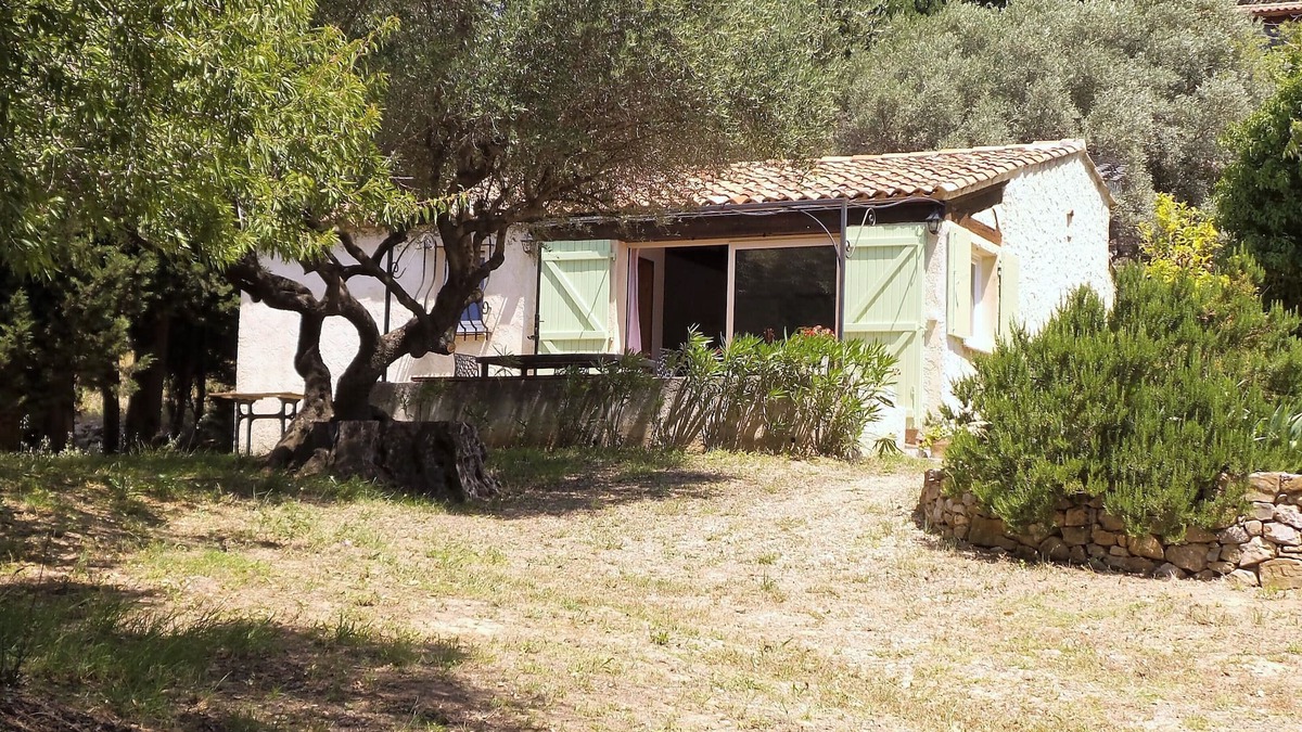 Sanary-sur-Mer House | Detached house 55m2 country setting (le mas des anges)