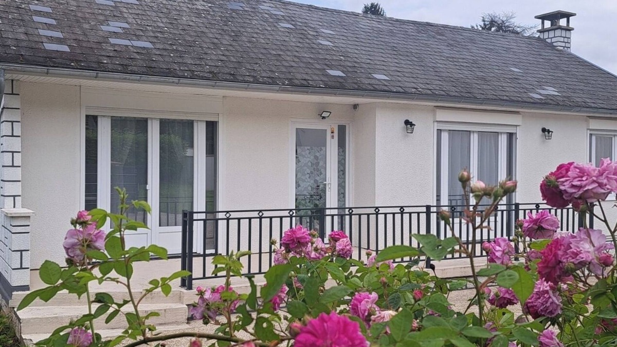 Voulangis House | Detached house for 6, 15 minutes from Disneyland Paris and Val d'Europe