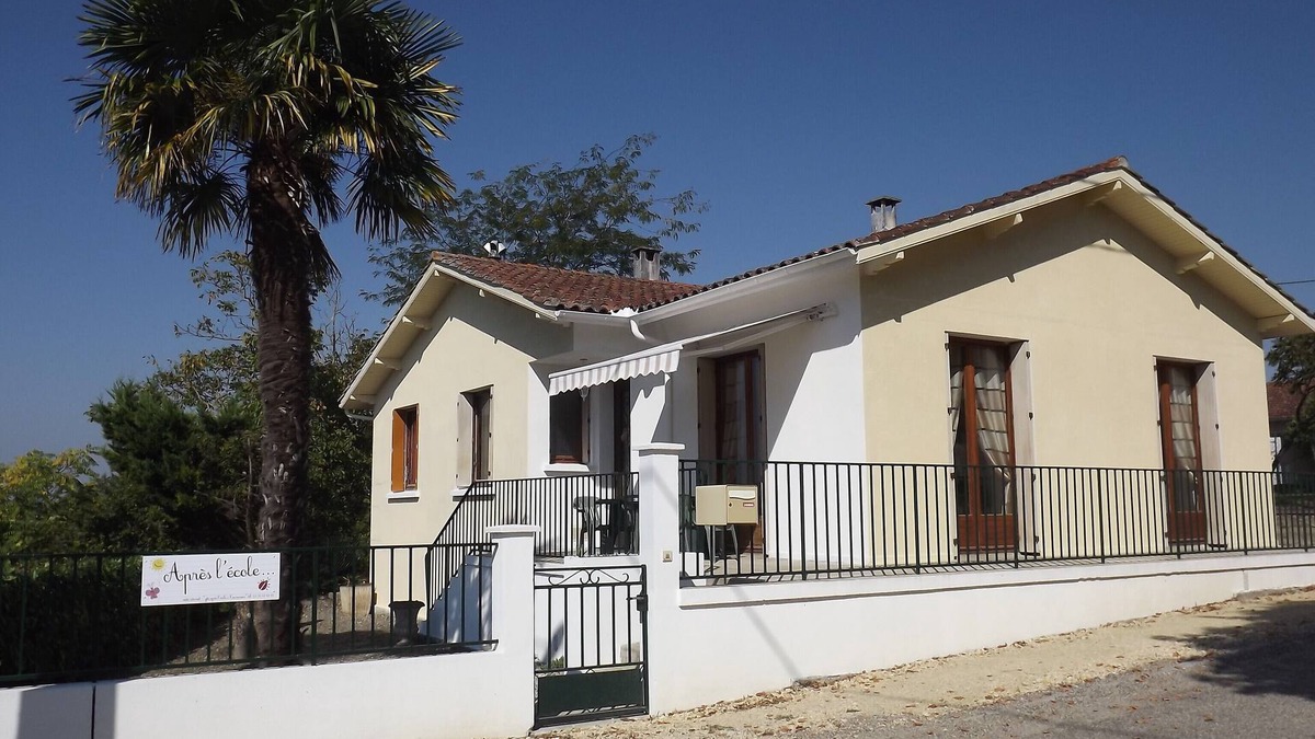 Courrensan House | Detached house in old village of Gers in COURRENSAN