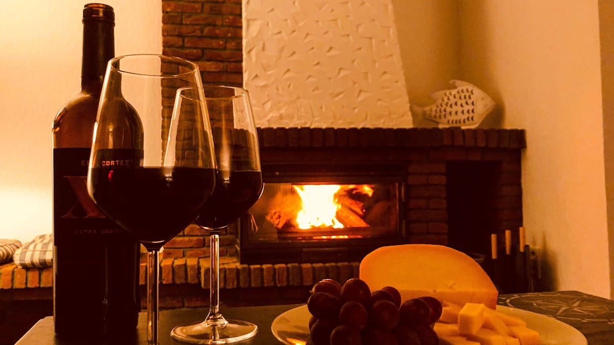 Suurhusen House | Detached house right on the water Fishing from the garden